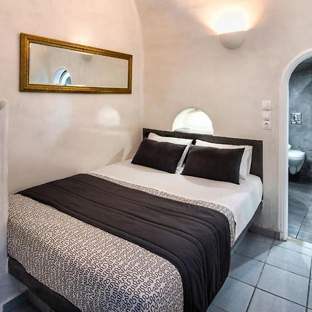 Katerina'S Castle - Caldera Cave Hotel Имеровигли Экстерьер фото